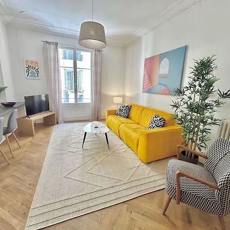 3p En Centre Ville, Spacieux Et Calme Апартаменты Ницца