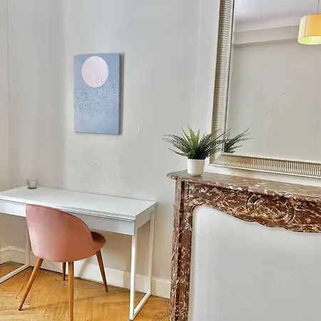 3p En Centre Ville, Spacieux Et Calme Апартаменты