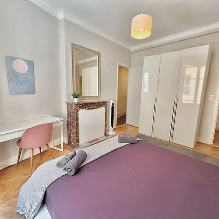 Апартаменты 3p En Centre Ville, Spacieux Et Calme