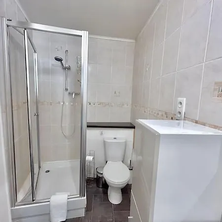 3p En Centre Ville, Spacieux Et Calme Apartment Nice
